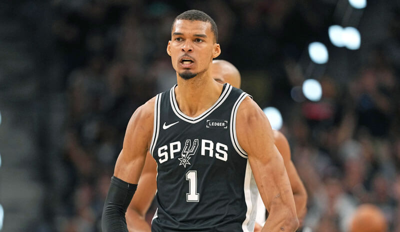 今晚NBA 比赛雷霆vs 马刺的预测、选秀和赔率